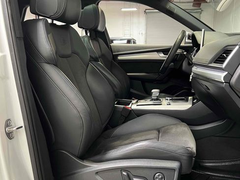 Used 2018 Audi SQ5 Prestige w/ Prestige Package image 46