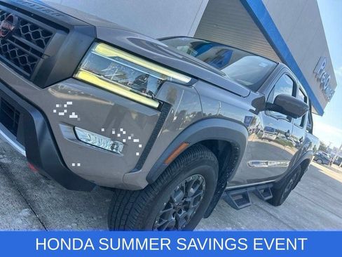 Used 2022 Nissan Frontier PRO-4X w/ Pro-4X Premium Package AWD/4WD image 4