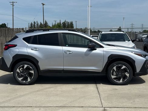New 2026 Subaru Crosstrek 2.5i Limited w/ Crosstrek Mirror Package AWD/4WD image 2
