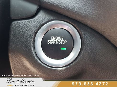 Used 2023 Chevrolet Equinox LT FWD image 30