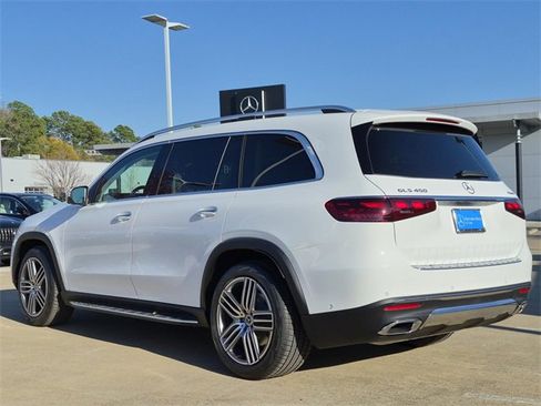 New 2026 Mercedes-Benz GLS 450 4MATIC image 4