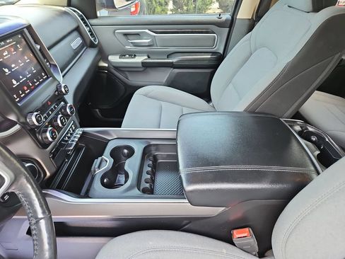 Used 2020 RAM 1500 Big Horn AWD/4WD image 25