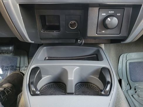 Used 2005 Dodge Dakota Laramie w/ Trailer Tow Group AWD/4WD image 27