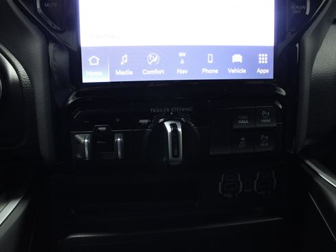 Used 2022 RAM 1500 Big Horn image 23
