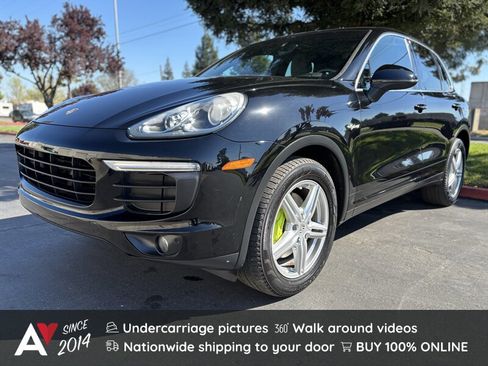 Used 2017 Porsche Cayenne S AWD/4WD image 1