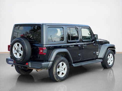 Used 2021 Jeep Wrangler Unlimited Sport image 7
