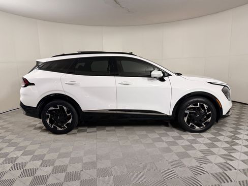 Used 2024 Kia Sportage SX image 8