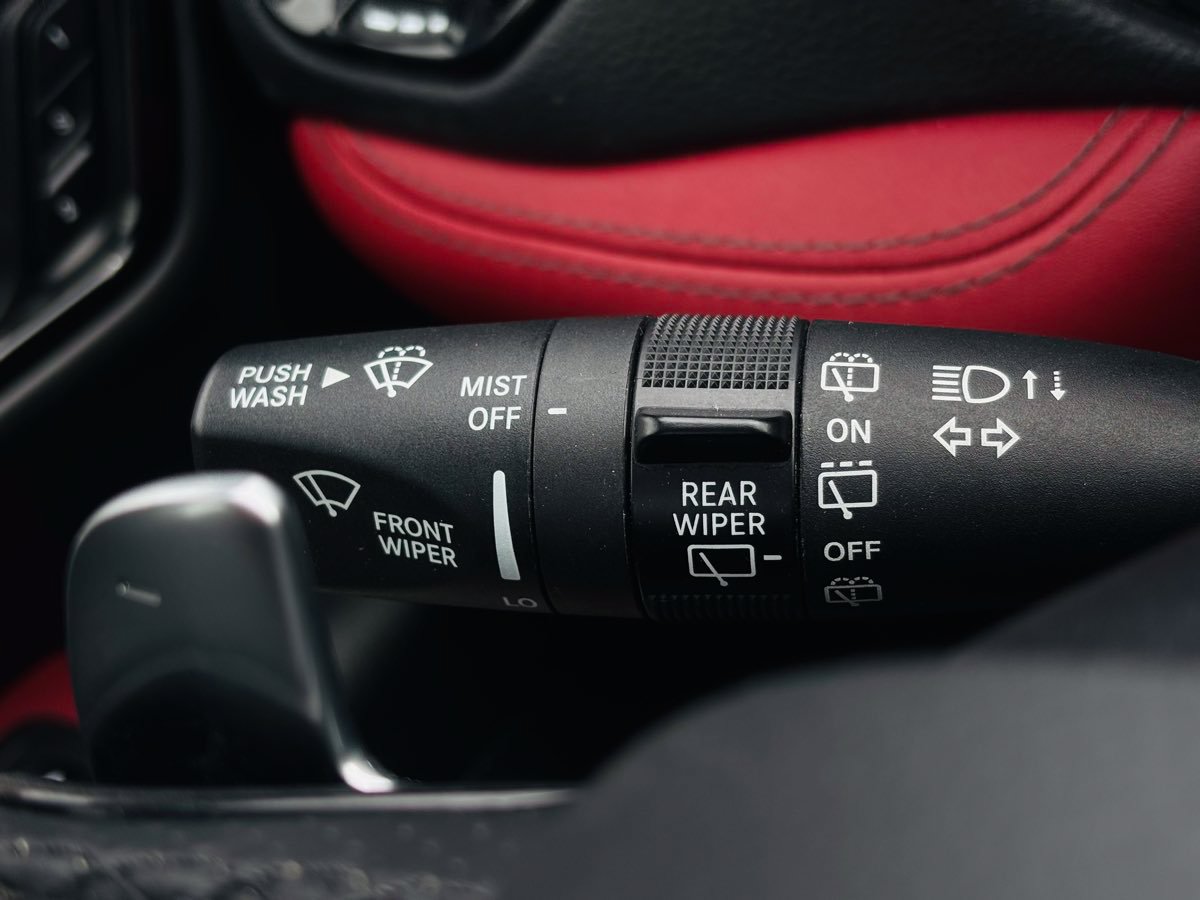 Used 2021 Dodge Durango R/T w/ Technology Group AWD/4WD image 61