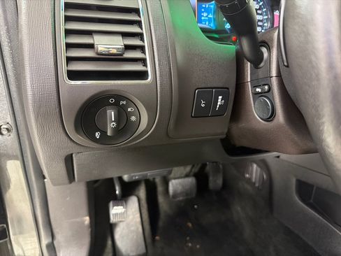 Used 2018 Ford Flex Limited w/ Equipment Group 303A AWD/4WD image 15
