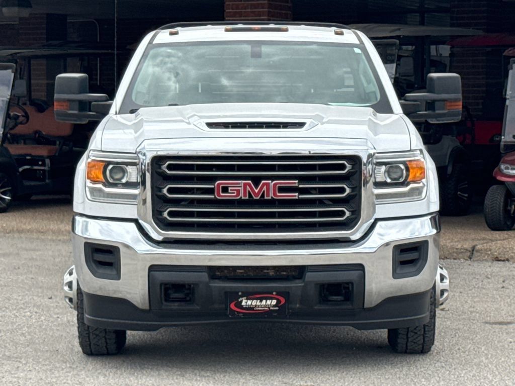 Used 2018 GMC Sierra 3500 4x4 Crew Cab w/ Sierra Convenience Package image 2