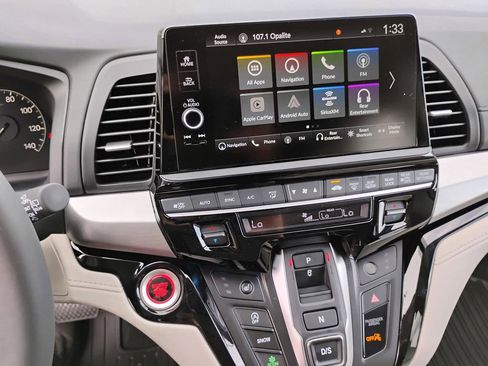 New 2026 Honda Odyssey Touring image 29