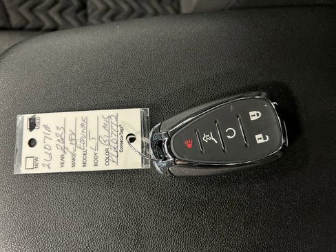 Used 2023 Chevrolet Equinox LT AWD/4WD image 29