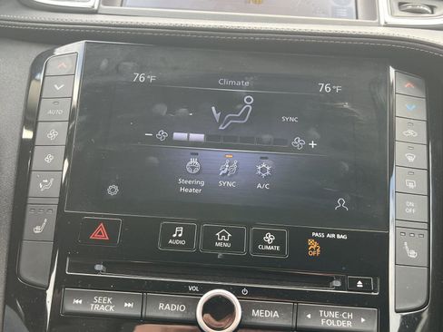 Certified 2021 INFINITI QX50 Essential w/ Convenience Package image 29