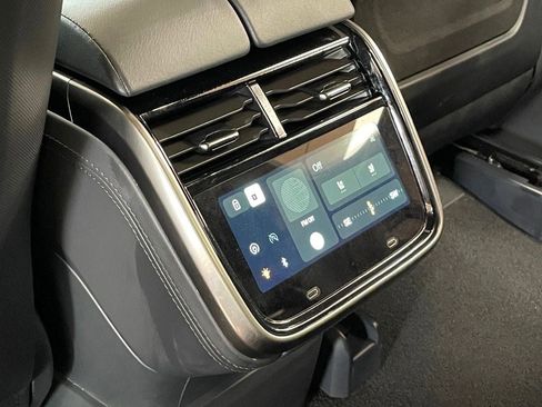 Used 2022 Rivian R1T Adventure image 24