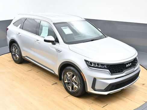 Used 2022 Kia Sorento S FWD image 46