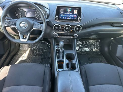 Certified 2023 Nissan Sentra SV FWD image 4