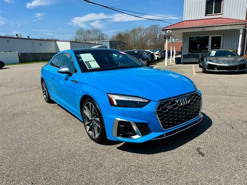 Used 2022 Audi S5 Premium w/ Convenience Package AWD/4WD image 3