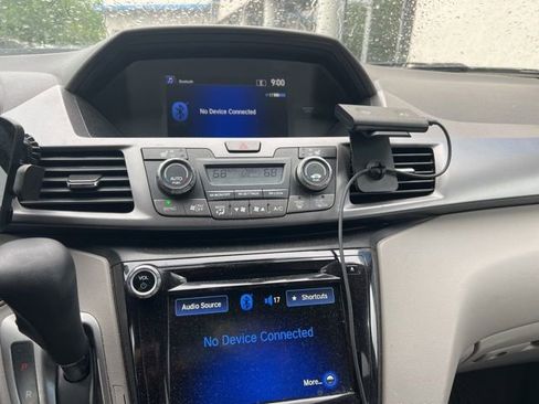Used 2014 Honda Odyssey EX-L image 10