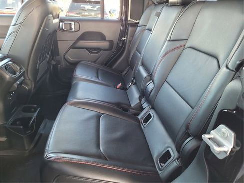 Used 2022 Jeep Gladiator Rubicon image 18