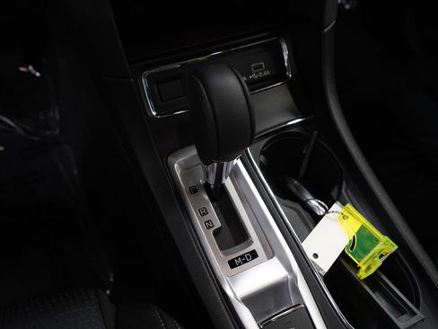 Used 2025 Subaru Ascent Premium image 22