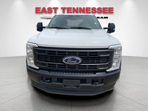 Used 2024 Ford F550 4x4 Crew Cab Super Duty image 9