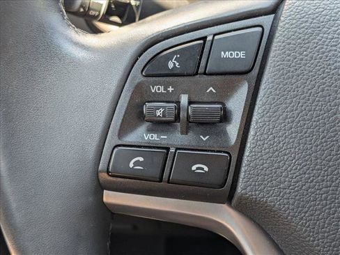 Used 2020 Hyundai Tucson Limited FWD image 5