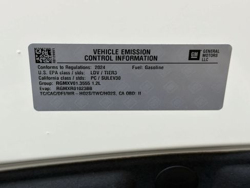Used 2024 Buick Encore GX Preferred FWD image 22