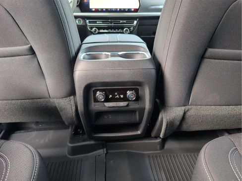 New 2026 Chevrolet Traverse LT w/ LPO, Floor Liner Package image 15