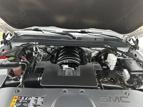 Used 2018 GMC Yukon SLT w/ Open Road Package image 45