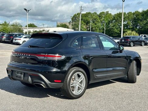 Used 2025 Porsche Macan AWD/4WD image 29
