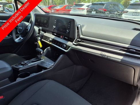 Used 2024 Kia Sportage LX FWD image 10