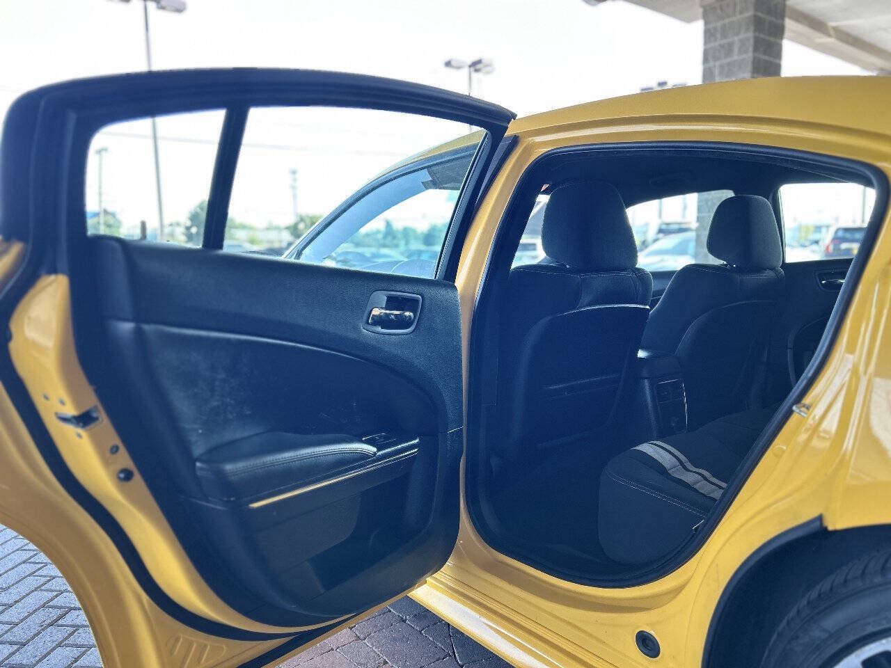 Used 2012 Dodge Charger SRT8 Super Bee w/ Premium Audio Group II RWD image 42
