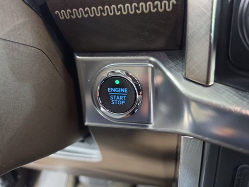 Used 2022 Ford F150 King Ranch w/ Equipment Group 601A High AWD/4WD image 32