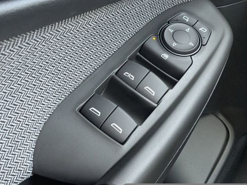 New 2026 Chevrolet TrailBlazer LT w/ Driver Confidence Package FWD image 21