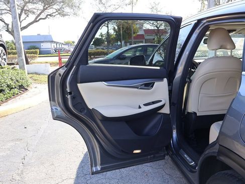 Used 2022 INFINITI QX50 Luxe FWD image 24
