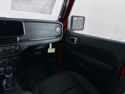 New 2026 Jeep Wrangler Unlimited Rubicon image 31