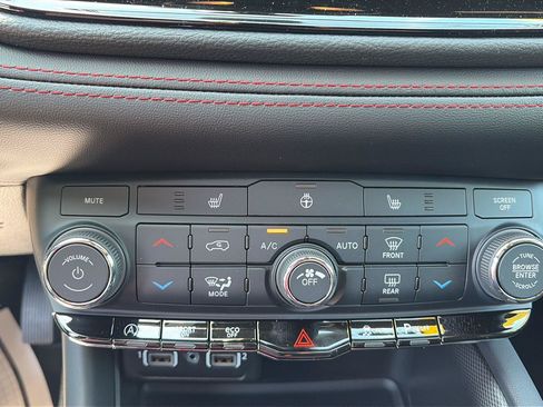 New 2026 Dodge Durango GT w/ Trailer Tow Group IV AWD/4WD image 16