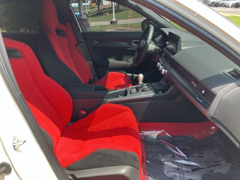 Used 2025 Honda Civic Type R image 35