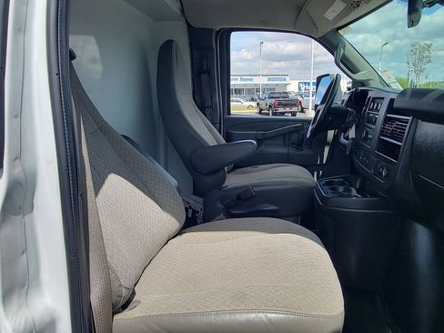 Used 2021 Chevrolet Express 3500 w/ Power Convenience Package RWD image 23