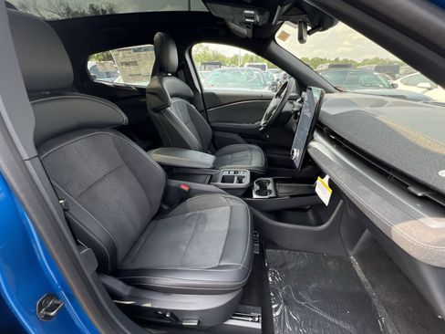 New 2025 Ford Mustang Mach-E GT w/ Interior Protection Package image 27