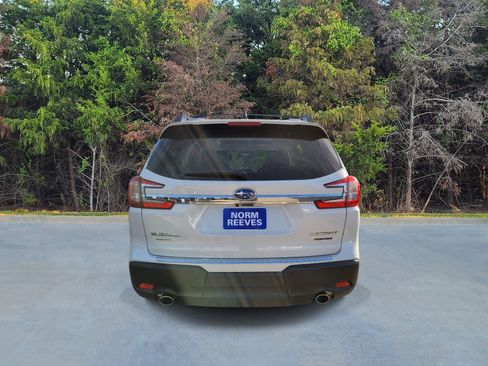 New 2026 Subaru Ascent Limited image 17