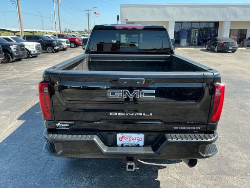 Used 2024 GMC Sierra 2500 Denali Ultimate AWD/4WD image 7