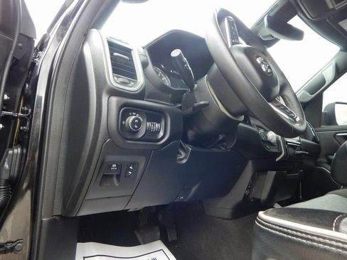 Used 2025 RAM 1500 Laramie image 18