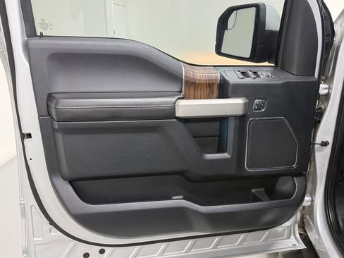 Used 2019 Ford F150 Lariat w/ FX4 Off-Road Package image 19