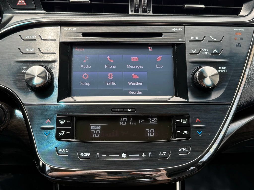 Used 2016 Toyota Avalon XLE Plus w/ Preferred Accessory Package FWD image 33