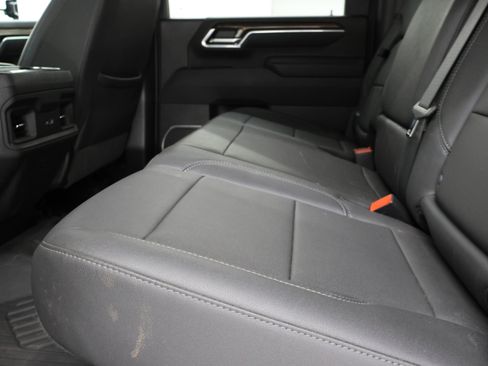 Used 2025 Chevrolet Silverado 2500 LT w/ Trail Boss Package image 40