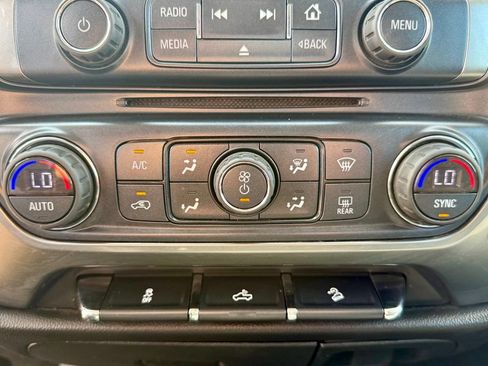 Used 2017 Chevrolet Silverado 1500 LT w/ All Star Edition AWD/4WD image 31