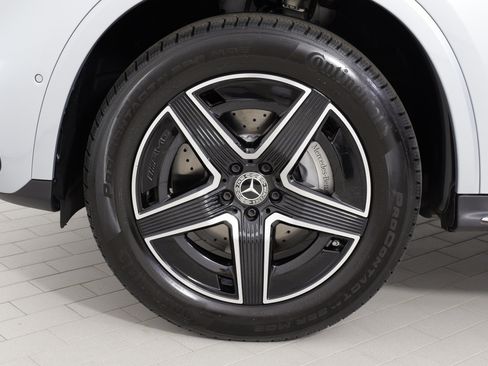 Used 2025 Mercedes-Benz GLC 350e 4MATIC image 67
