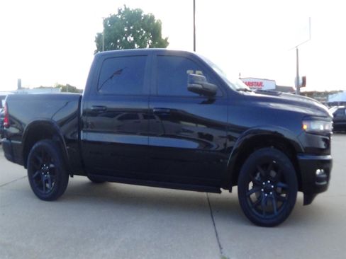 Used 2025 RAM 1500 Laramie w/ Night Edition AWD/4WD image 5
