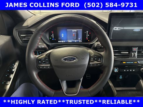 Certified 2023 Ford Escape ST-Line w/ Tech Pack #1 AWD/4WD image 11